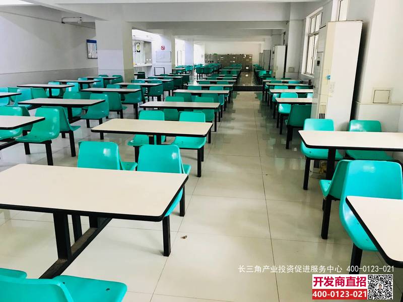 下载 (4).jpg